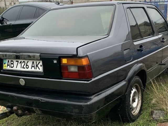 Сірий Фольксваген Джетта, об'ємом двигуна 1.6 л та пробігом 230 тис. км за 1750 $, фото 3 на Automoto.ua