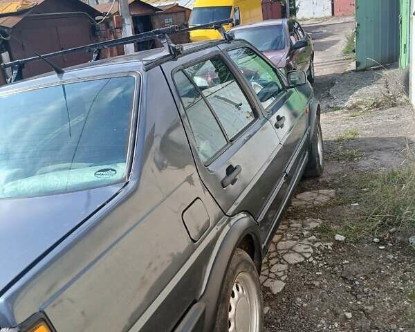 Серый Фольксваген Джетта, объемом двигателя 1.8 л и пробегом 183 тыс. км за 1300 $, фото 9 на Automoto.ua