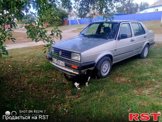 Серый Фольксваген Джетта, объемом двигателя 1.8 л и пробегом 380 тыс. км за 1600 $, фото 2 на Automoto.ua