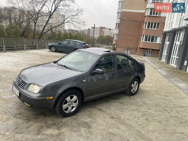 Серый Фольксваген Джетта, объемом двигателя 1.98 л и пробегом 300 тыс. км за 2799 $, фото 2 на Automoto.ua