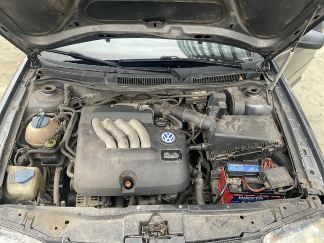 Сірий Фольксваген Джетта, об'ємом двигуна 2 л та пробігом 299 тис. км за 2799 $, фото 16 на Automoto.ua