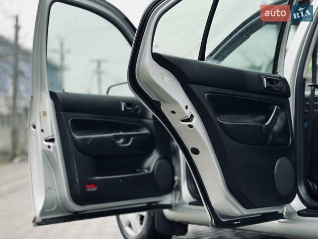 Серый Фольксваген Джетта, объемом двигателя 2 л и пробегом 231 тыс. км за 3950 $, фото 33 на Automoto.ua