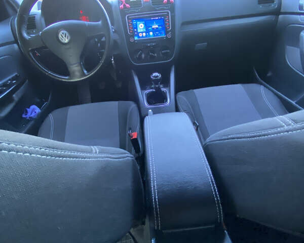 Сірий Фольксваген Джетта, об'ємом двигуна 1.6 л та пробігом 227 тис. км за 5500 $, фото 14 на Automoto.ua