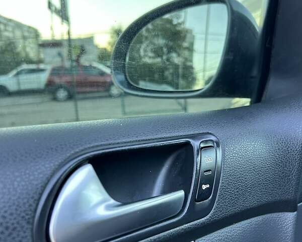 Сірий Фольксваген Джетта, об'ємом двигуна 1.6 л та пробігом 255 тис. км за 6500 $, фото 14 на Automoto.ua