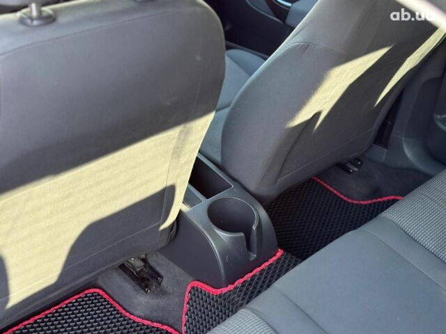 Сірий Фольксваген Джетта, об'ємом двигуна 1.6 л та пробігом 310 тис. км за 5590 $, фото 11 на Automoto.ua