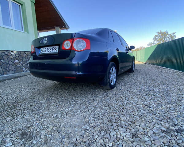 Сірий Фольксваген Джетта, об'ємом двигуна 1.6 л та пробігом 227 тис. км за 5500 $, фото 10 на Automoto.ua