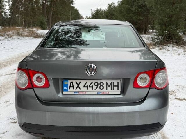 Серый Фольксваген Джетта, объемом двигателя 1.6 л и пробегом 240 тыс. км за 4950 $, фото 6 на Automoto.ua