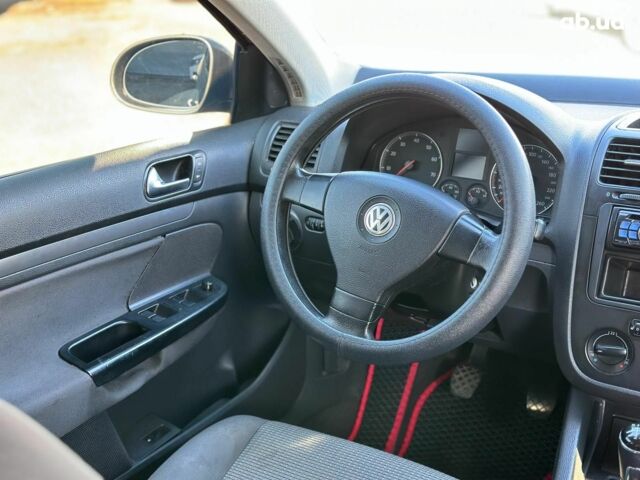 Сірий Фольксваген Джетта, об'ємом двигуна 1.6 л та пробігом 310 тис. км за 5590 $, фото 16 на Automoto.ua