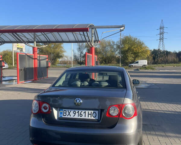 Серый Фольксваген Джетта, объемом двигателя 1.6 л и пробегом 203 тыс. км за 6250 $, фото 6 на Automoto.ua