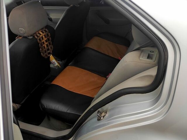 Серый Фольксваген Джетта, объемом двигателя 2 л и пробегом 340 тыс. км за 2500 $, фото 4 на Automoto.ua