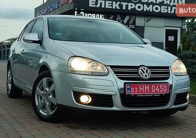 Серый Фольксваген Джетта, объемом двигателя 1.6 л и пробегом 191 тыс. км за 5750 $, фото 15 на Automoto.ua