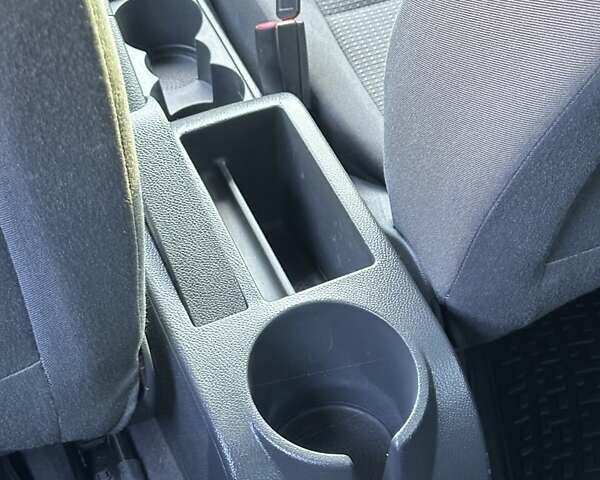 Сірий Фольксваген Джетта, об'ємом двигуна 1.6 л та пробігом 255 тис. км за 5900 $, фото 17 на Automoto.ua