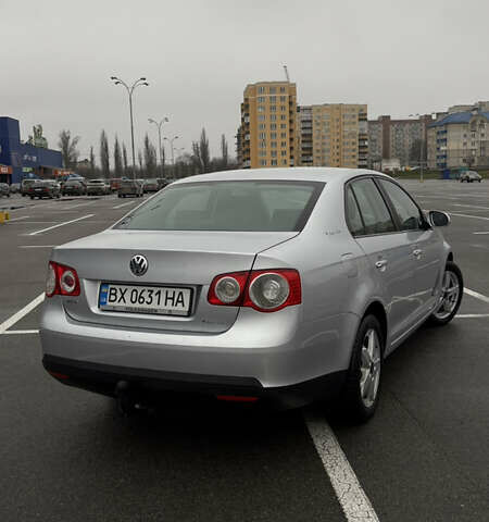 Серый Фольксваген Джетта, объемом двигателя 1.6 л и пробегом 184 тыс. км за 6100 $, фото 4 на Automoto.ua