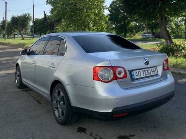 Серый Фольксваген Джетта, объемом двигателя 2 л и пробегом 290 тыс. км за 4750 $, фото 4 на Automoto.ua