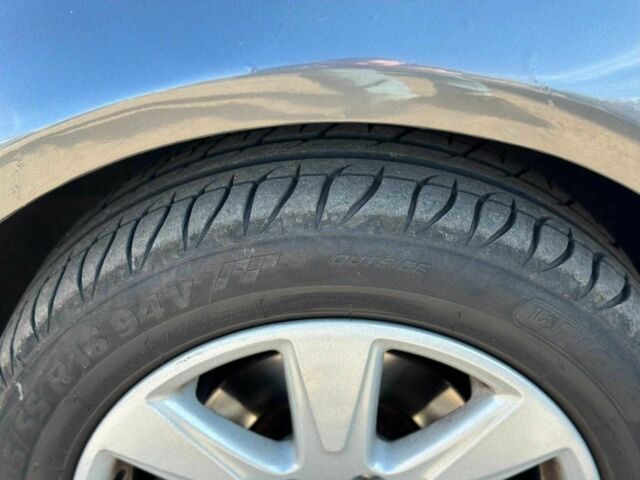 Серый Фольксваген Джетта, объемом двигателя 1.6 л и пробегом 310 тыс. км за 5590 $, фото 8 на Automoto.ua