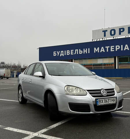 Серый Фольксваген Джетта, объемом двигателя 1.6 л и пробегом 184 тыс. км за 6100 $, фото 2 на Automoto.ua