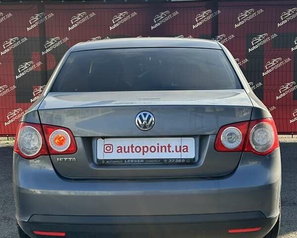 Сірий Фольксваген Джетта, об'ємом двигуна 1.6 л та пробігом 255 тис. км за 6200 $, фото 8 на Automoto.ua