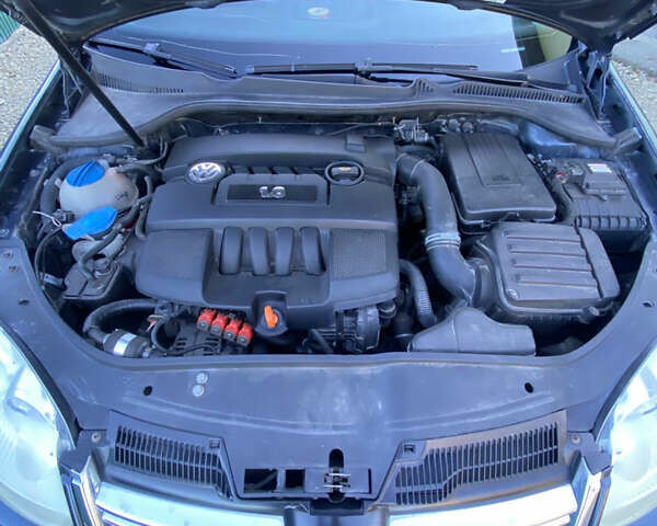 Сірий Фольксваген Джетта, об'ємом двигуна 1.6 л та пробігом 227 тис. км за 5500 $, фото 16 на Automoto.ua