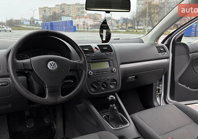 Серый Фольксваген Джетта, объемом двигателя 1.6 л и пробегом 184 тыс. км за 6100 $, фото 8 на Automoto.ua