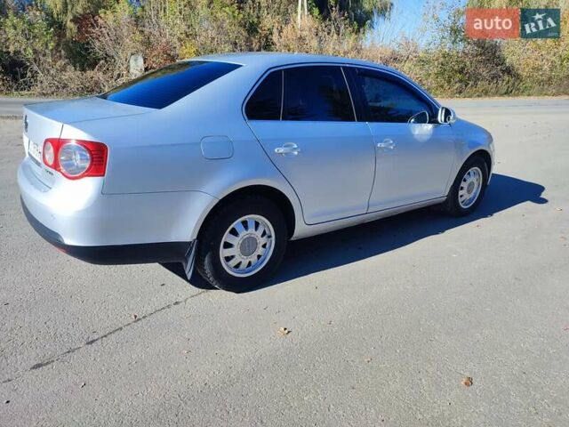 Сірий Фольксваген Джетта, об'ємом двигуна 1.97 л та пробігом 295 тис. км за 5200 $, фото 13 на Automoto.ua