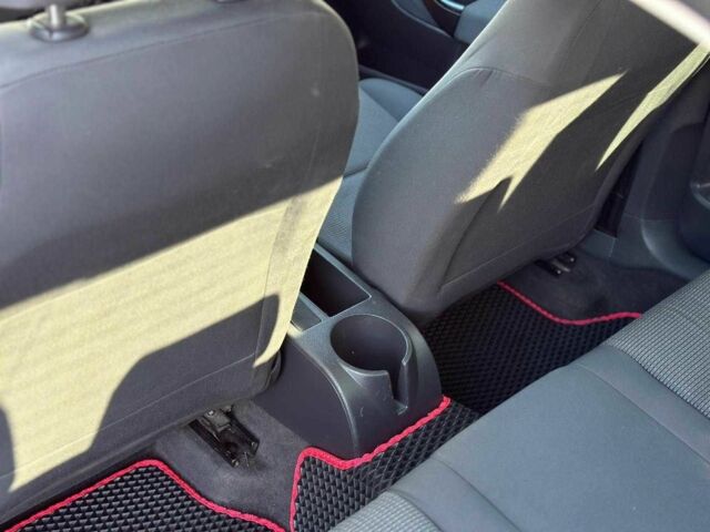 Серый Фольксваген Джетта, объемом двигателя 1.6 л и пробегом 310 тыс. км за 5590 $, фото 11 на Automoto.ua