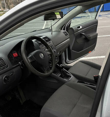 Серый Фольксваген Джетта, объемом двигателя 1.6 л и пробегом 184 тыс. км за 6100 $, фото 10 на Automoto.ua