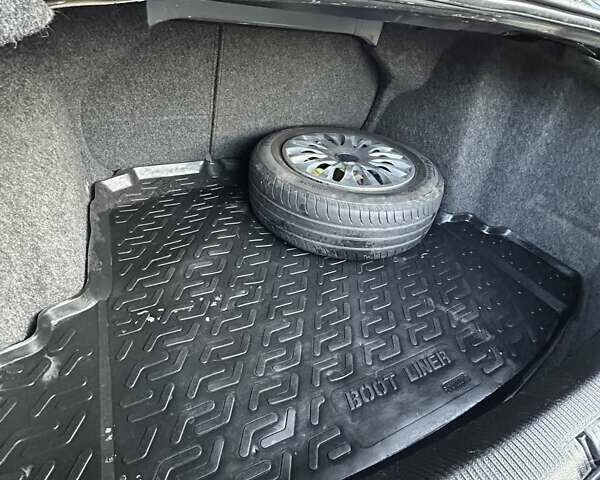 Сірий Фольксваген Джетта, об'ємом двигуна 1.6 л та пробігом 255 тис. км за 6500 $, фото 9 на Automoto.ua