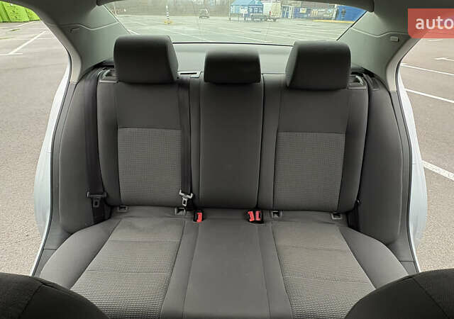 Серый Фольксваген Джетта, объемом двигателя 1.6 л и пробегом 184 тыс. км за 6100 $, фото 11 на Automoto.ua