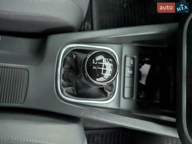 Серый Фольксваген Джетта, объемом двигателя 1.6 л и пробегом 228 тыс. км за 6450 $, фото 47 на Automoto.ua