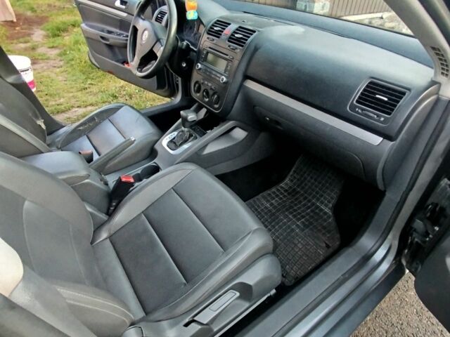 Серый Фольксваген Джетта, объемом двигателя 1.9 л и пробегом 360 тыс. км за 5100 $, фото 3 на Automoto.ua