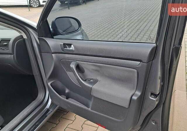 Серый Фольксваген Джетта, объемом двигателя 1.6 л и пробегом 199 тыс. км за 6700 $, фото 10 на Automoto.ua