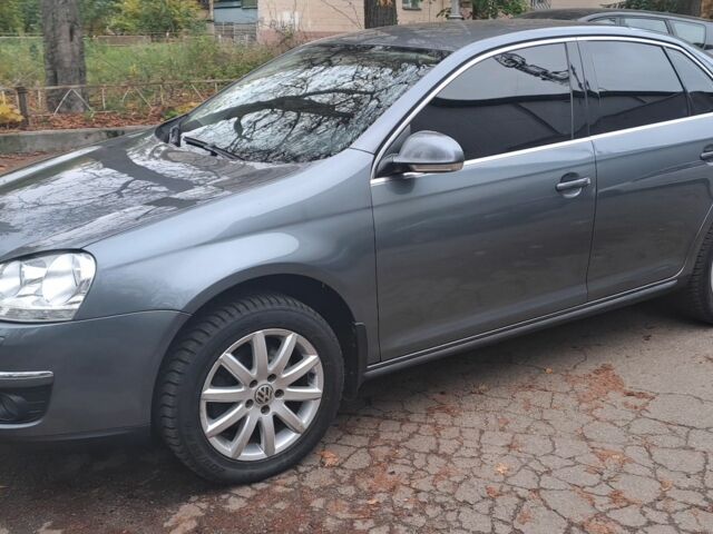 Серый Фольксваген Джетта, объемом двигателя 2 л и пробегом 171 тыс. км за 7500 $, фото 1 на Automoto.ua