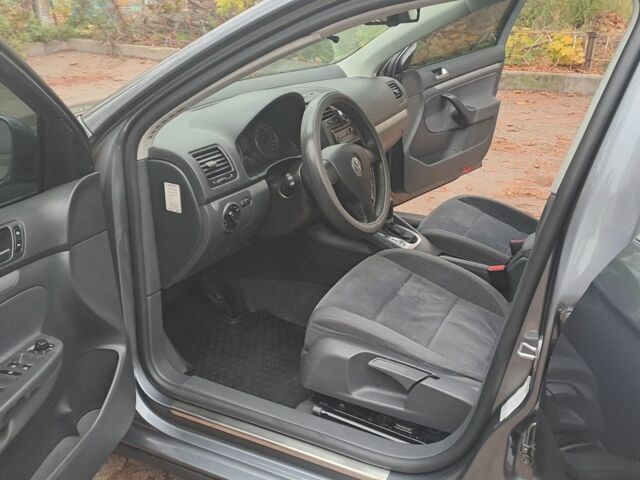 Серый Фольксваген Джетта, объемом двигателя 2 л и пробегом 171 тыс. км за 7500 $, фото 6 на Automoto.ua