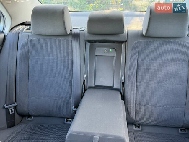 Серый Фольксваген Джетта, объемом двигателя 1.6 л и пробегом 219 тыс. км за 5999 $, фото 16 на Automoto.ua