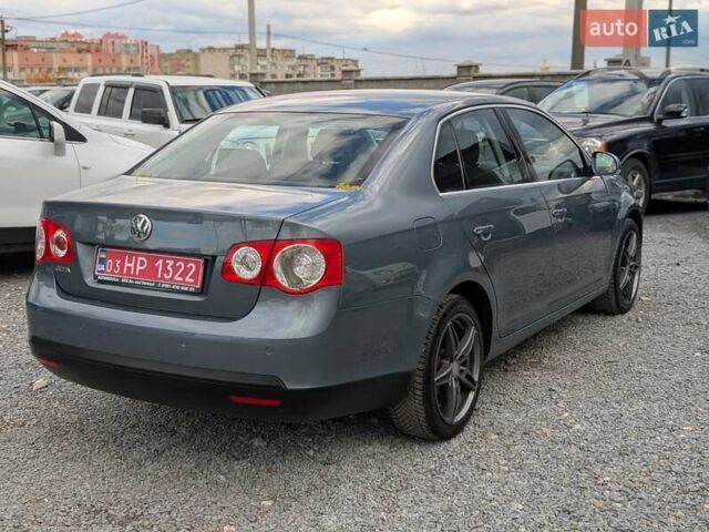 Серый Фольксваген Джетта, объемом двигателя 1.6 л и пробегом 228 тыс. км за 6450 $, фото 12 на Automoto.ua