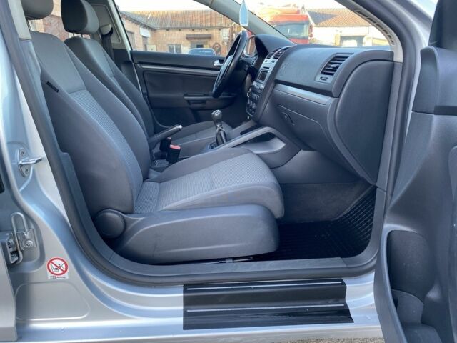 Сірий Фольксваген Джетта, об'ємом двигуна 1.9 л та пробігом 400 тис. км за 2850 $, фото 16 на Automoto.ua