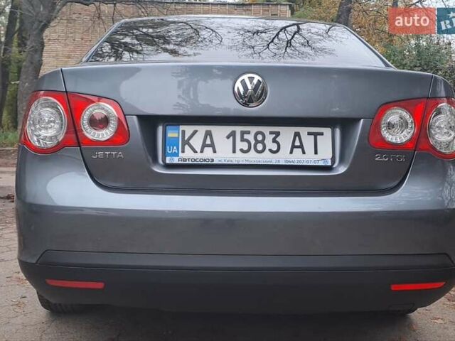 Сірий Фольксваген Джетта, об'ємом двигуна 1.98 л та пробігом 170 тис. км за 7500 $, фото 5 на Automoto.ua