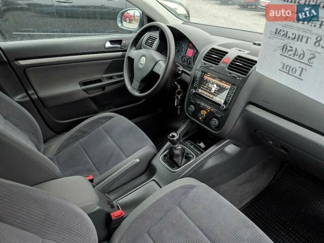 Серый Фольксваген Джетта, объемом двигателя 1.6 л и пробегом 228 тыс. км за 6450 $, фото 40 на Automoto.ua