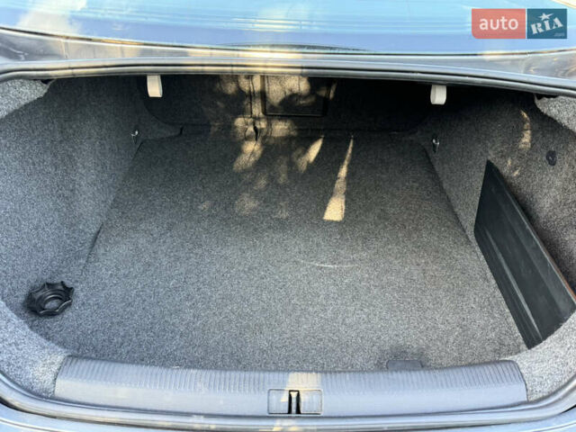 Серый Фольксваген Джетта, объемом двигателя 1.6 л и пробегом 219 тыс. км за 5999 $, фото 17 на Automoto.ua