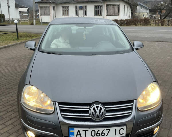 Серый Фольксваген Джетта, объемом двигателя 1.6 л и пробегом 180 тыс. км за 5900 $, фото 17 на Automoto.ua