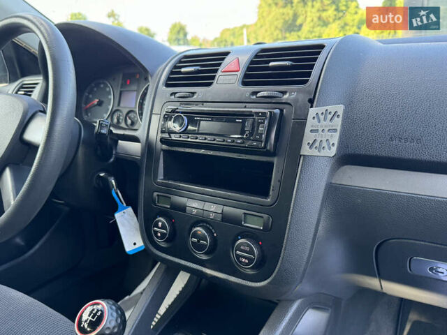 Серый Фольксваген Джетта, объемом двигателя 1.6 л и пробегом 219 тыс. км за 5999 $, фото 22 на Automoto.ua