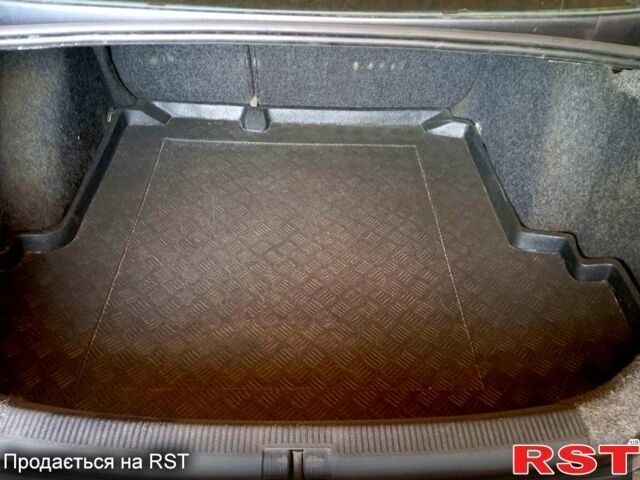 Серый Фольксваген Джетта, объемом двигателя 1.6 л и пробегом 187 тыс. км за 5200 $, фото 4 на Automoto.ua