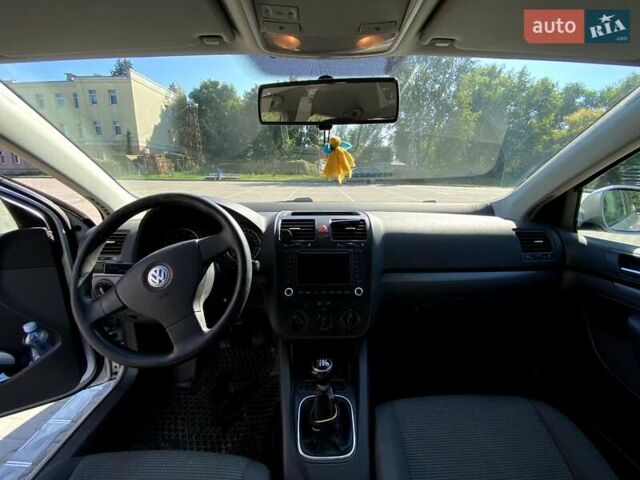 Серый Фольксваген Джетта, объемом двигателя 1.6 л и пробегом 271 тыс. км за 5200 $, фото 7 на Automoto.ua