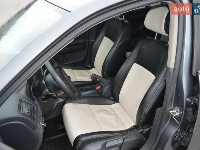 Сірий Фольксваген Джетта, об'ємом двигуна 1.6 л та пробігом 292 тис. км за 4700 $, фото 23 на Automoto.ua