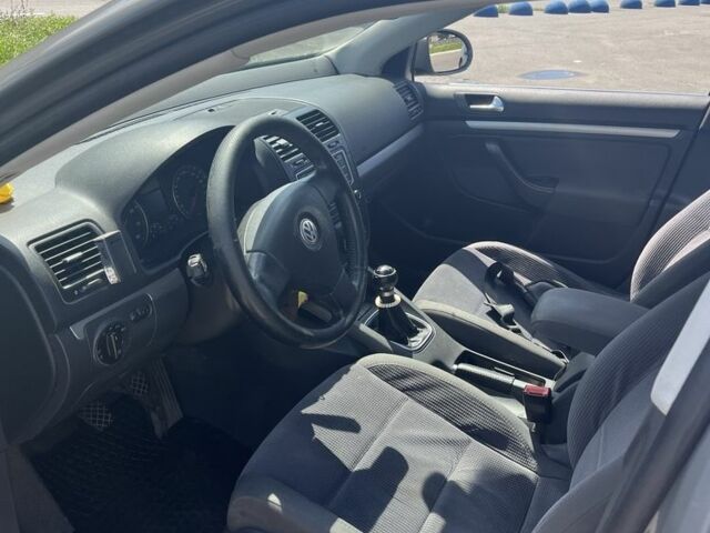 Серый Фольксваген Джетта, объемом двигателя 2 л и пробегом 296 тыс. км за 5700 $, фото 6 на Automoto.ua