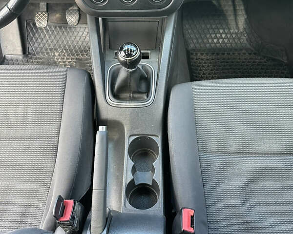 Серый Фольксваген Джетта, объемом двигателя 1.6 л и пробегом 227 тыс. км за 5950 $, фото 11 на Automoto.ua