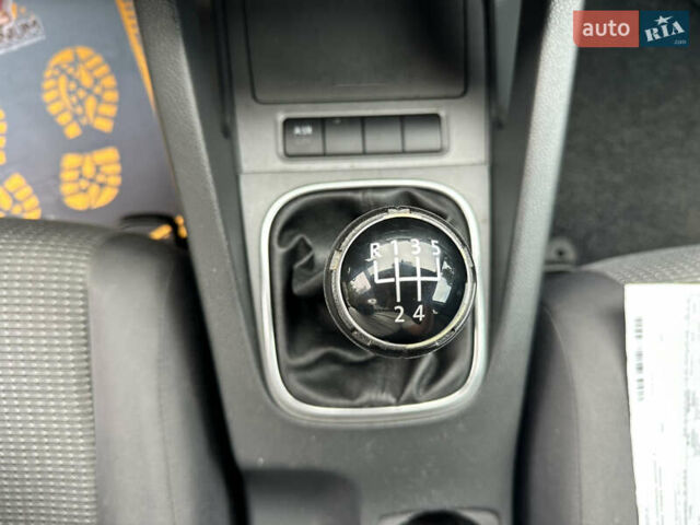 Сірий Фольксваген Джетта, об'ємом двигуна 1.6 л та пробігом 226 тис. км за 6599 $, фото 45 на Automoto.ua