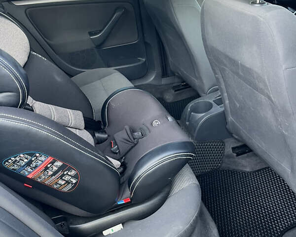 Серый Фольксваген Джетта, объемом двигателя 1.6 л и пробегом 290 тыс. км за 4700 $, фото 9 на Automoto.ua