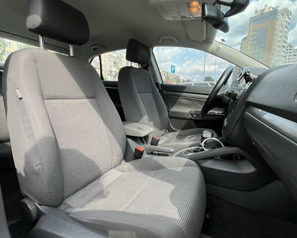 Серый Фольксваген Джетта, объемом двигателя 1.6 л и пробегом 327 тыс. км за 5300 $, фото 9 на Automoto.ua