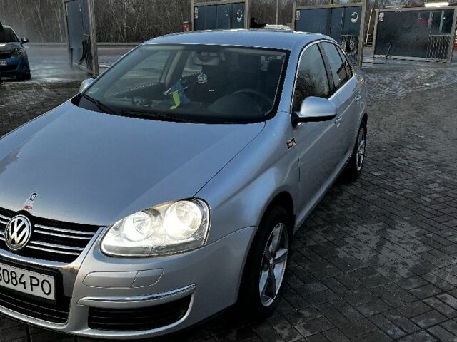 Сірий Фольксваген Джетта, об'ємом двигуна 1.6 л та пробігом 200 тис. км за 6000 $, фото 8 на Automoto.ua